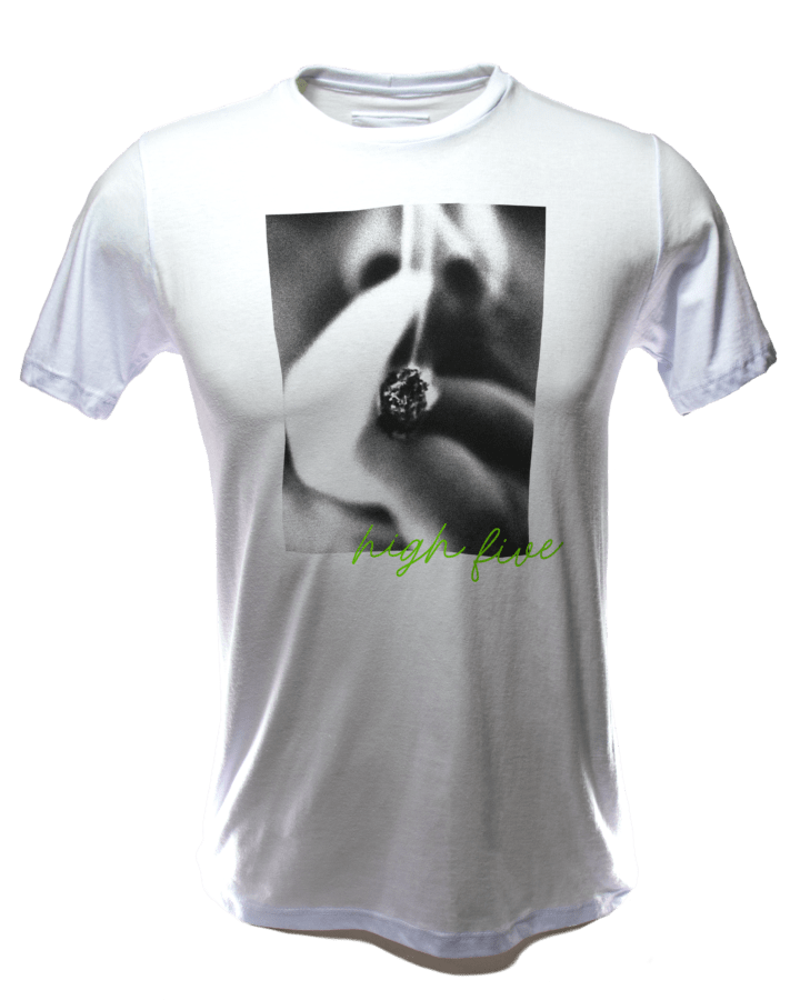 Camiseta Smoking Phill - Branca - Masculina