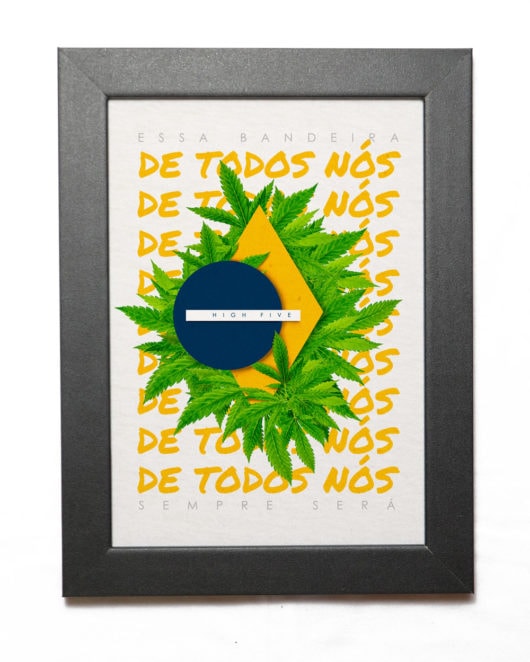 Quadro Maconha - Moldura Preta - Bandeira do Brasil - Branco - V2
