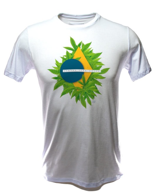 Camiseta Maconha - Bandeira do Brasil - Branco